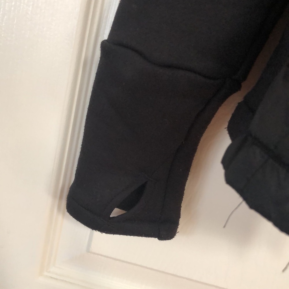Active lightweight jacket - Picture 3 of 4